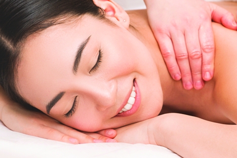 Massage Cổ vai gáy